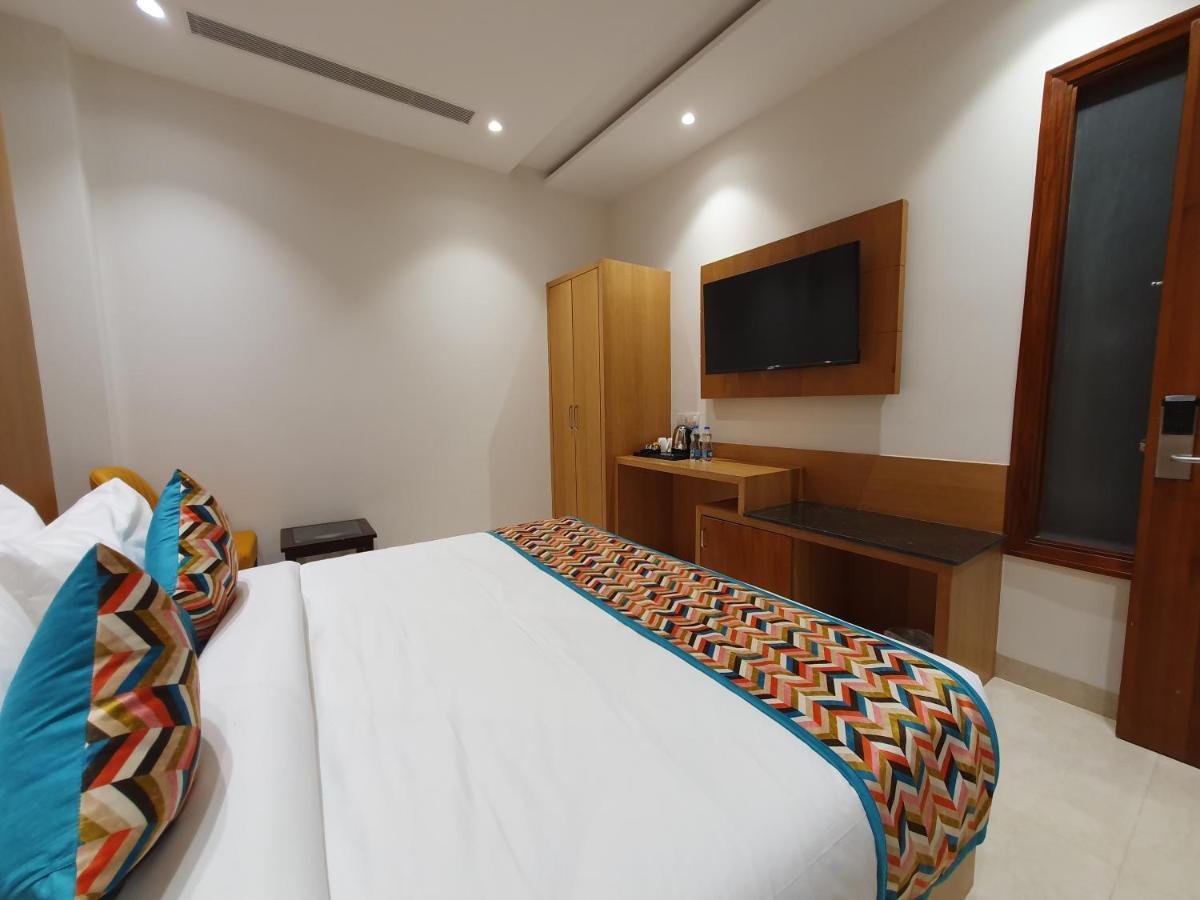 Hotel Classio Royale Amritsar Exterior foto